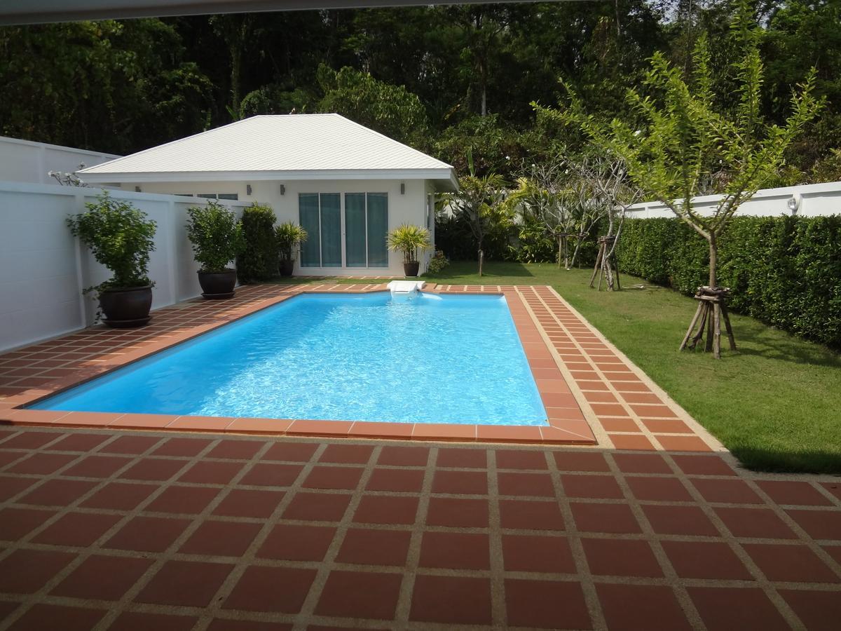Baan Promphun Pool Villa by BV Si Sunthon Bagian luar foto