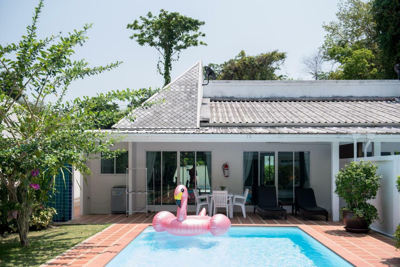 Baan Promphun Pool Villa by BV Si Sunthon Bagian luar foto