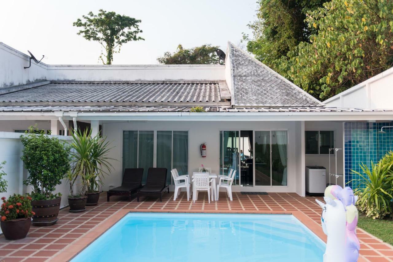 Baan Promphun Pool Villa by BV Si Sunthon Bagian luar foto